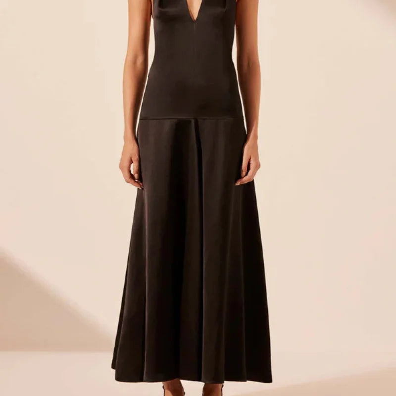 Elegant Deep V Neck Halter Maxi Dress